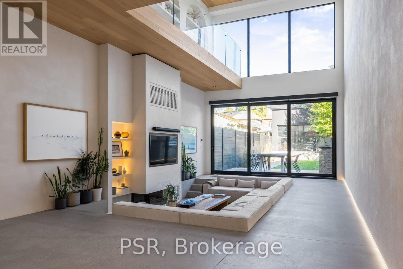 53 PALMERSTON AVENUE - Photo 1