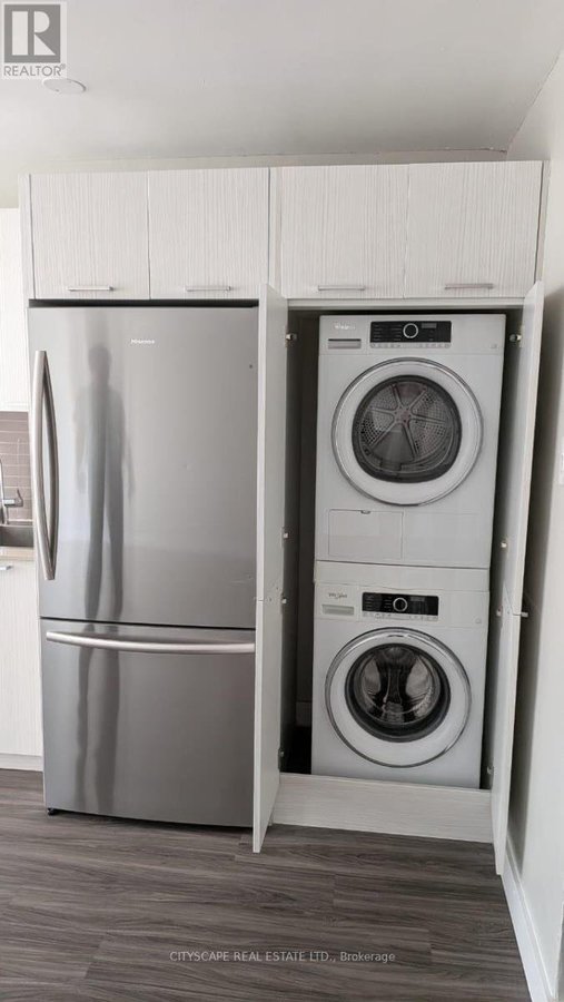403 - 85 WELLESLEY STREET E - Photo 2