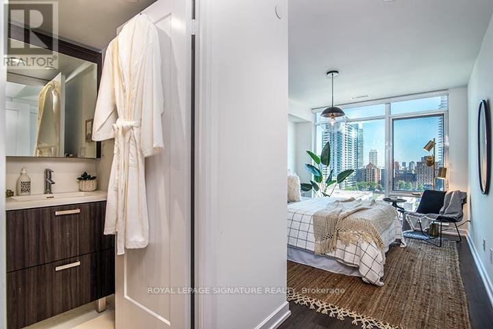 2509 - 18 ERSKINE AVENUE - Photo 7
