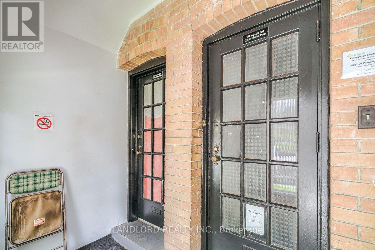 UPPER - 20 ACACIA ROAD - Photo 3