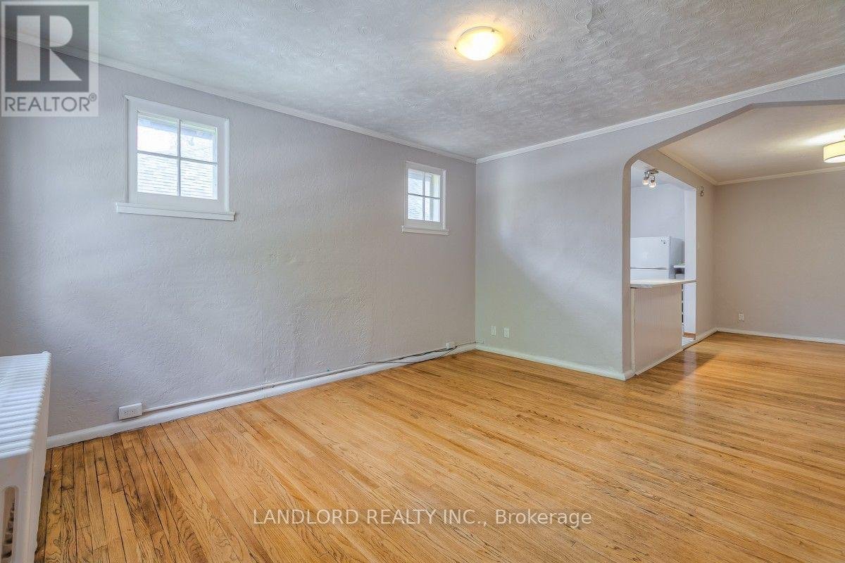 UPPER - 20 ACACIA ROAD - Photo 6