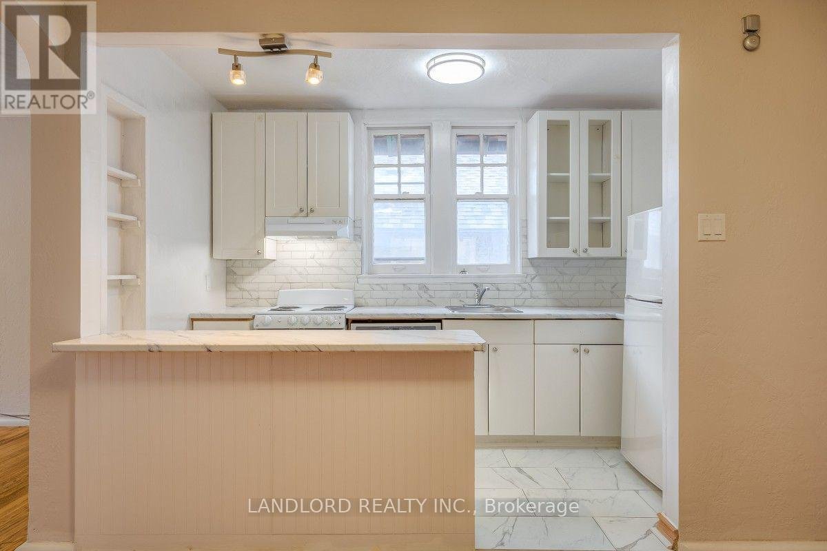 UPPER - 20 ACACIA ROAD - Photo 9