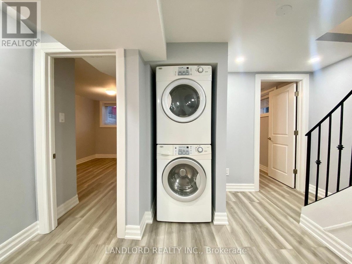 BSMT - 1001 COSBURN AVENUE - Photo 11