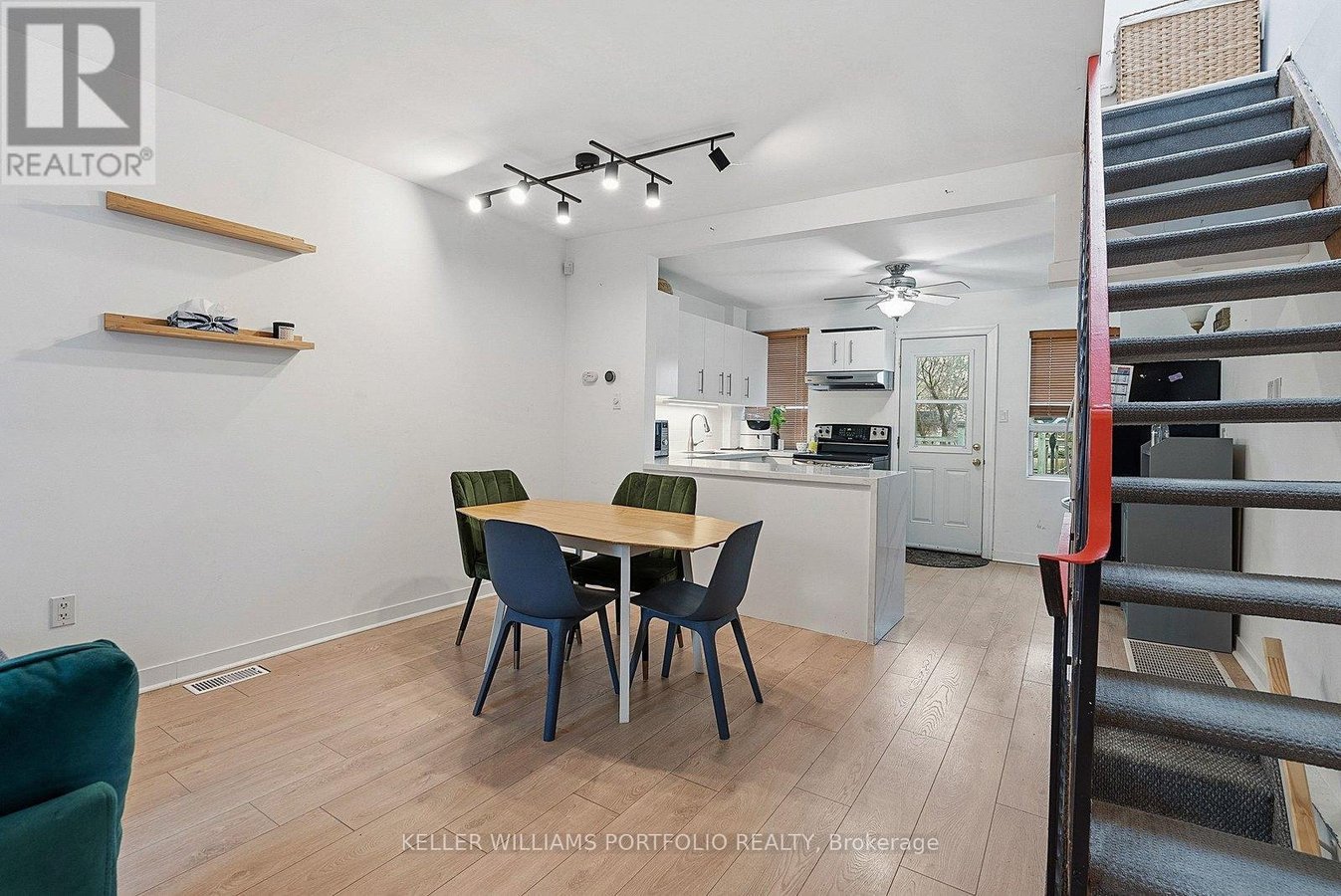 15 MYRTLE AVENUE - Photo 5