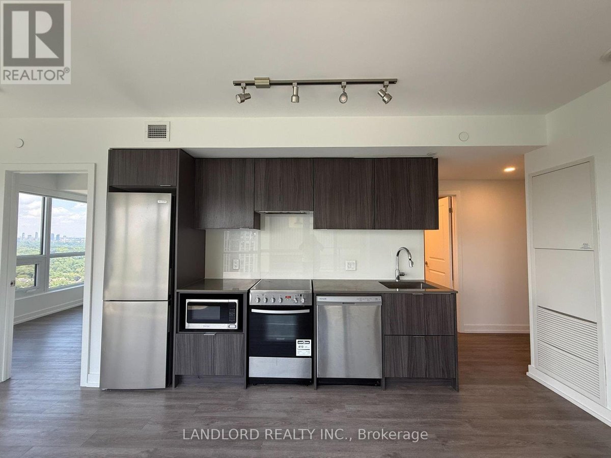 2305 - 395 BLOOR STREET E - Photo 3