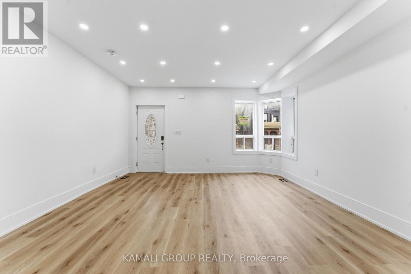 MAIN & UPPER - 154 WALLACE AVENUE - Photo 4