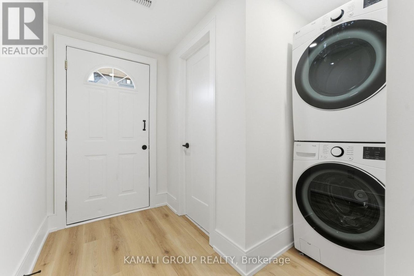 MAIN & UPPER - 154 WALLACE AVENUE - Photo 12