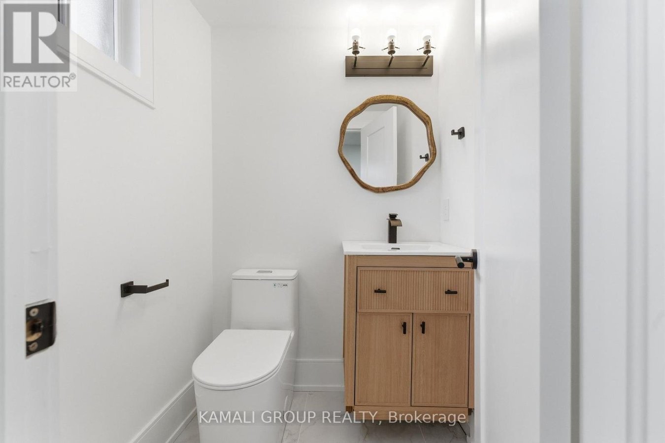 MAIN & UPPER - 154 WALLACE AVENUE - Photo 13
