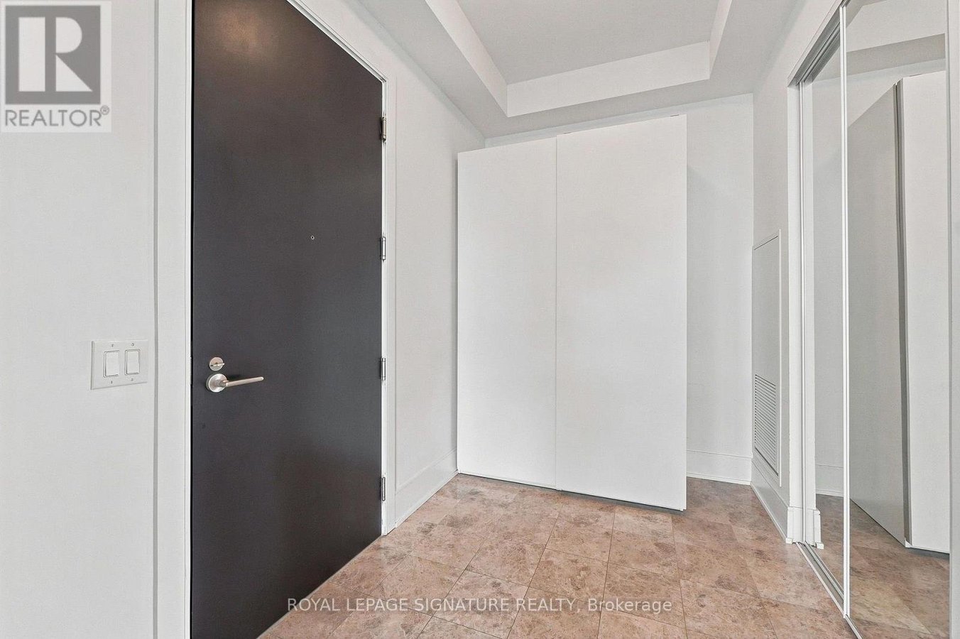 LPH 1 - 70 ANNIE CRAIG DRIVE - Photo 2