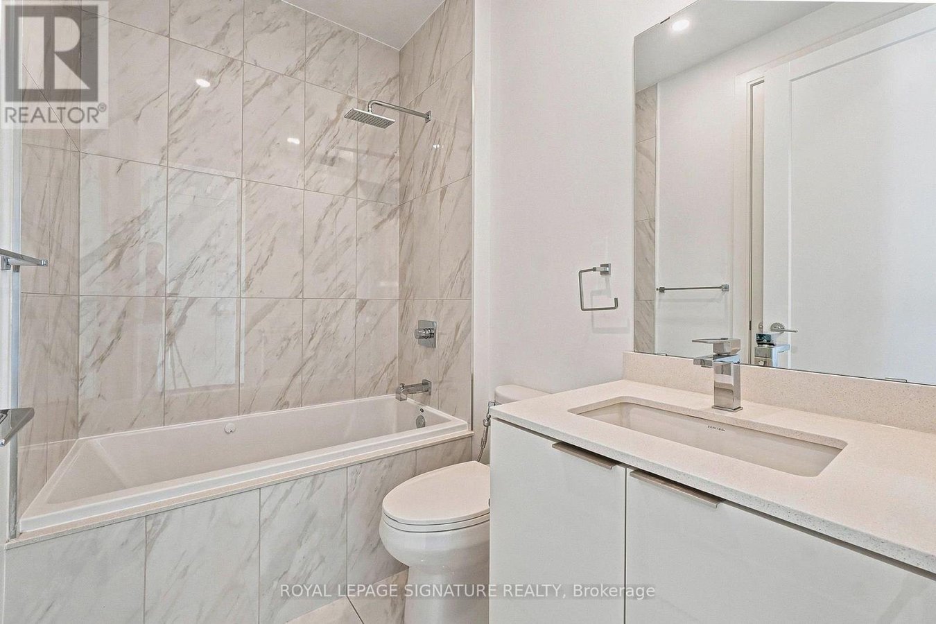 LPH 1 - 70 ANNIE CRAIG DRIVE - Photo 6