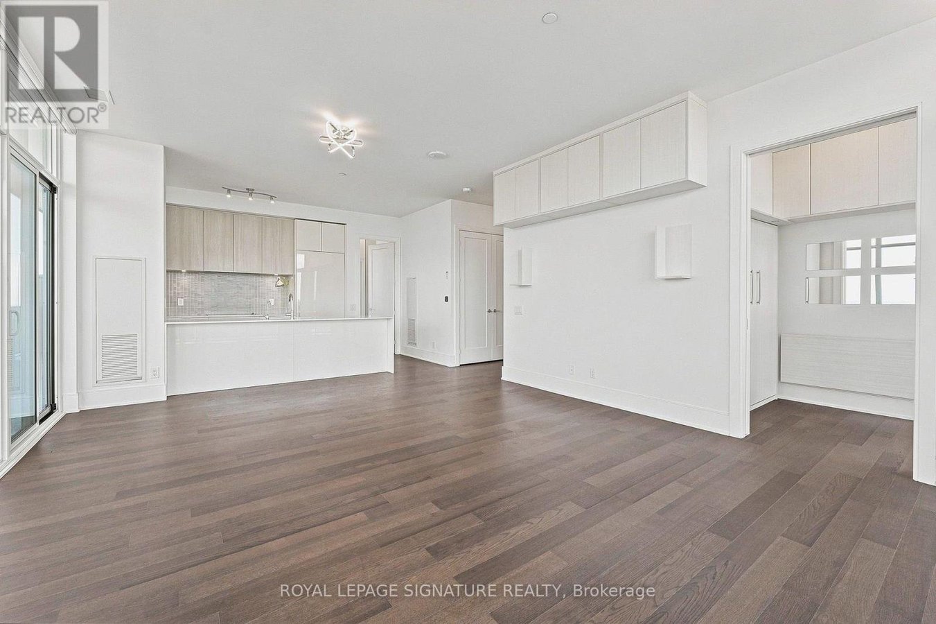 LPH 1 - 70 ANNIE CRAIG DRIVE - Photo 13