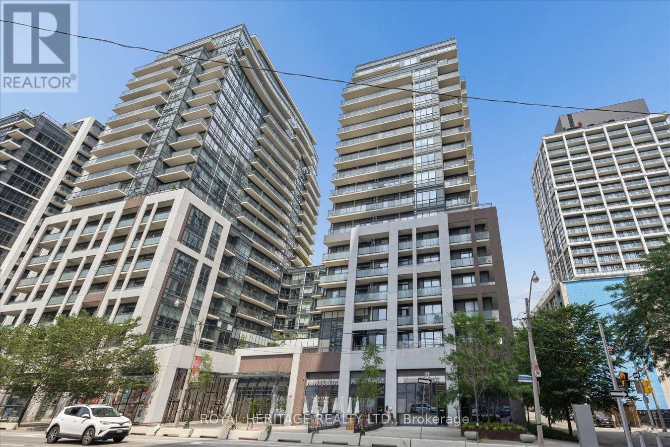 PH 122 - 460 ADELAIDE STREET E - Photo 2