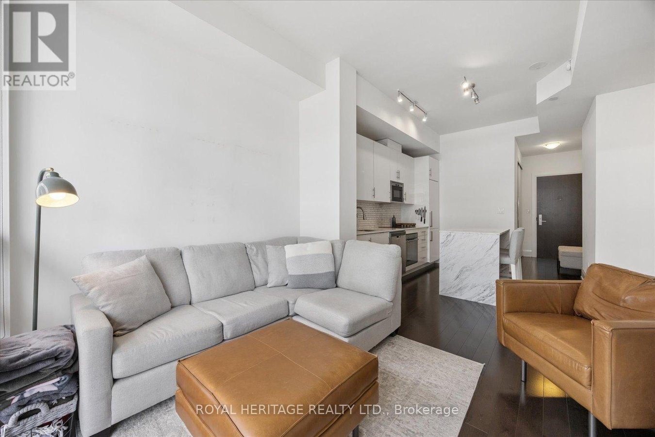 PH 122 - 460 ADELAIDE STREET E - Photo 18