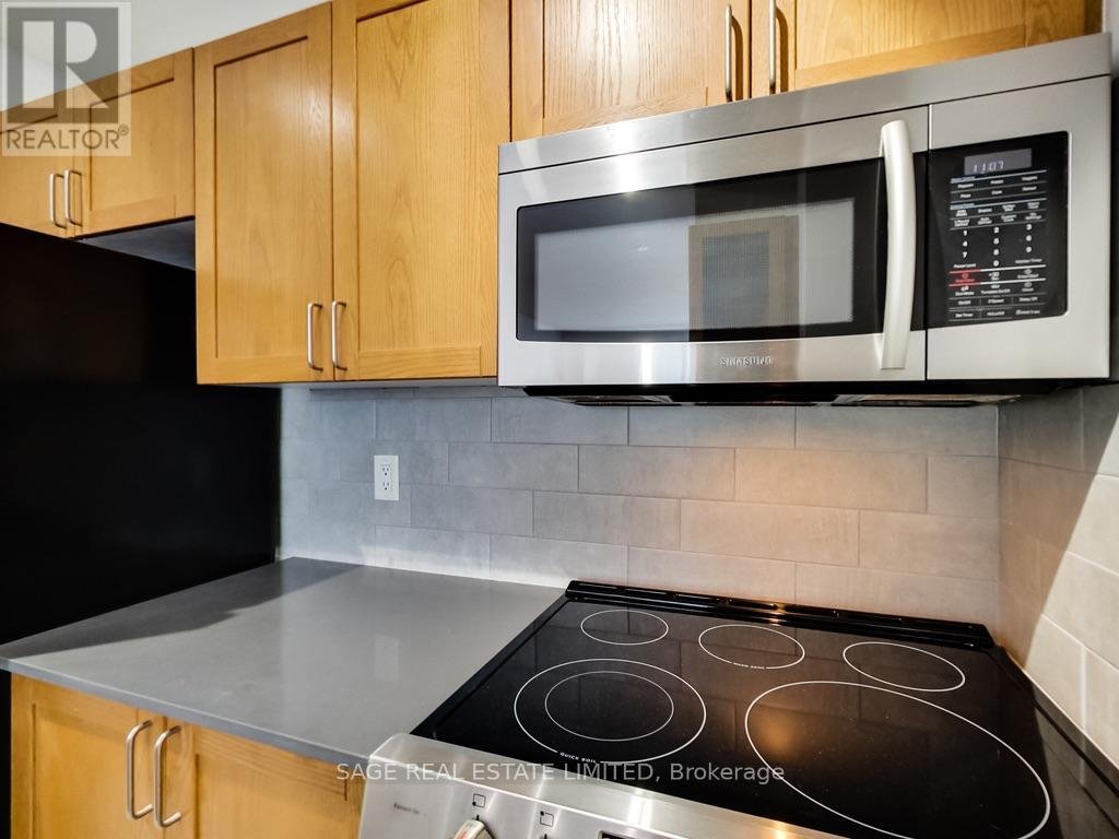910 - 438 RICHMOND STREET W - Photo 11