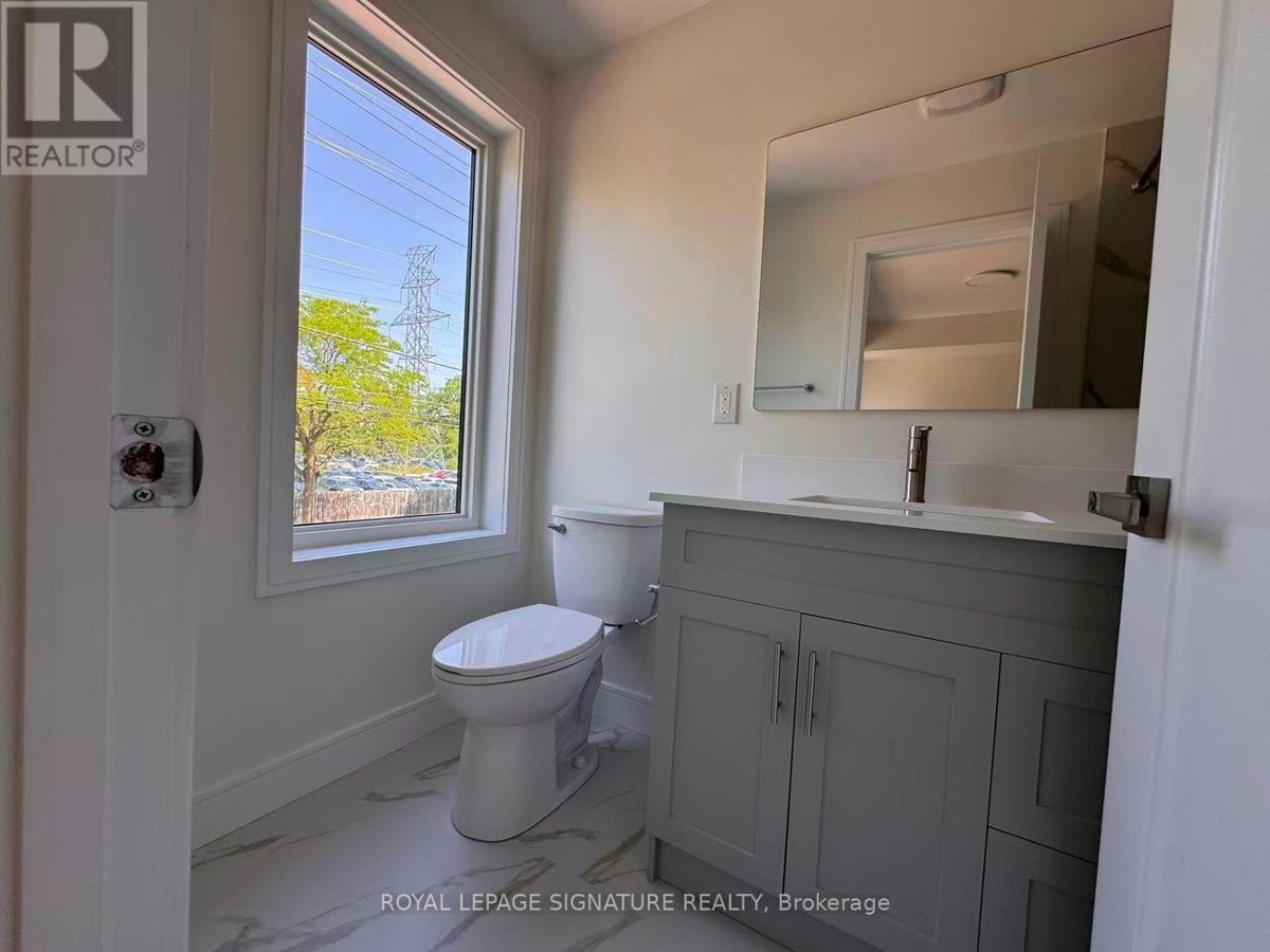 3 - 53 BISHOP AVENUE - Photo 2