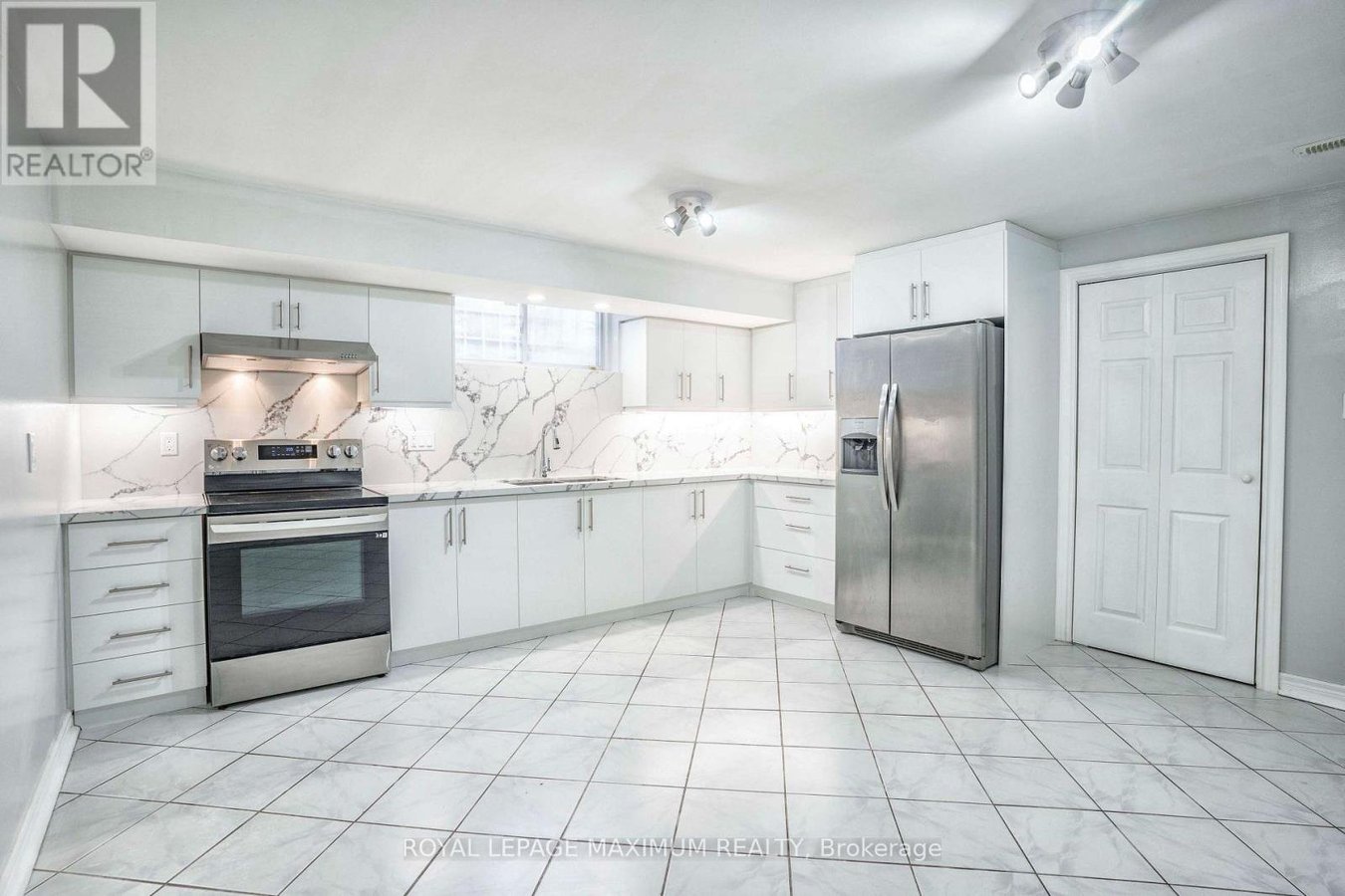 BASEMENT - 641 CALEDONIA ROAD - Photo 12