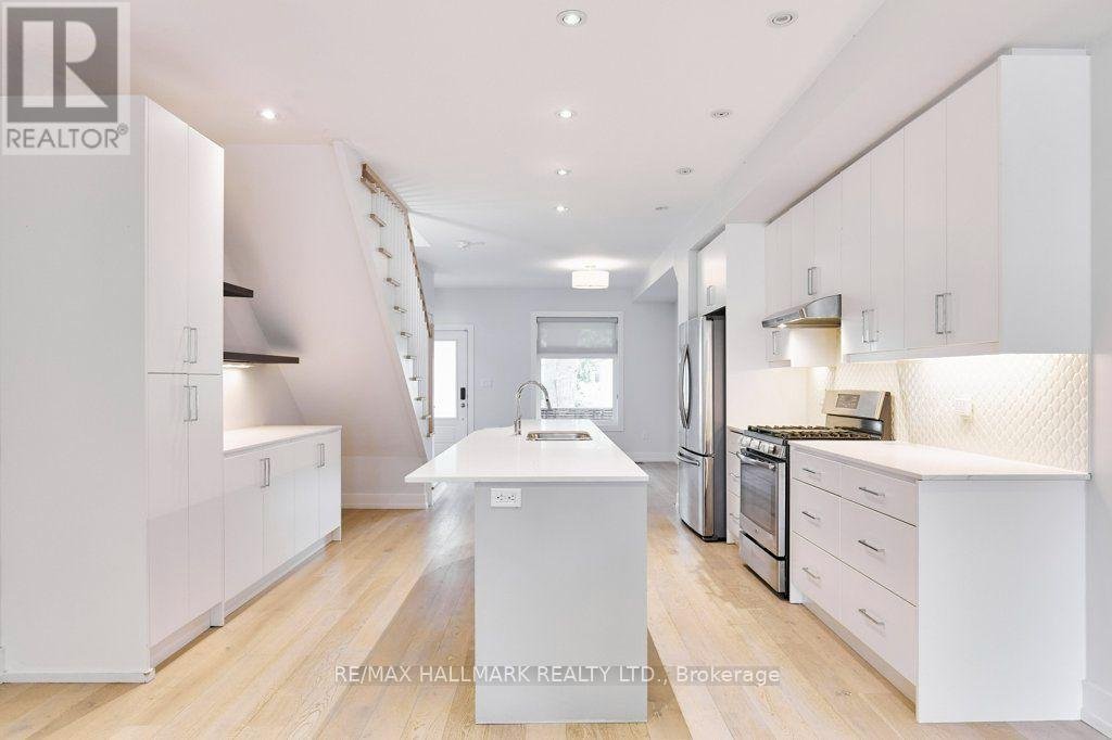 MAIN/UPPER - 38 SHUDELL AVENUE - Photo 13