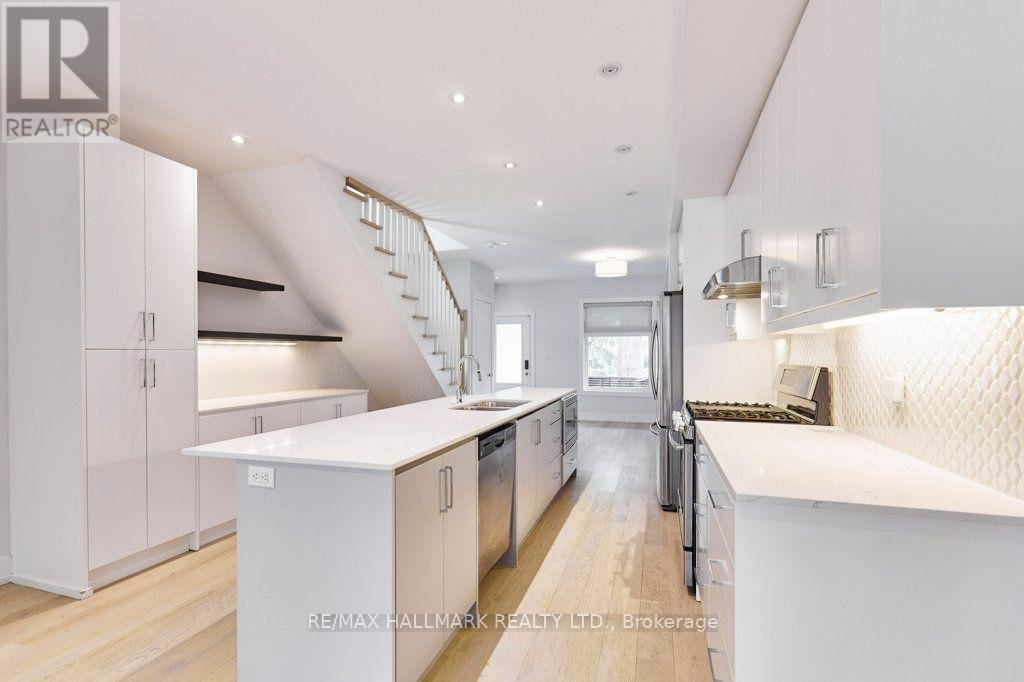 MAIN/UPPER - 38 SHUDELL AVENUE - Photo 14