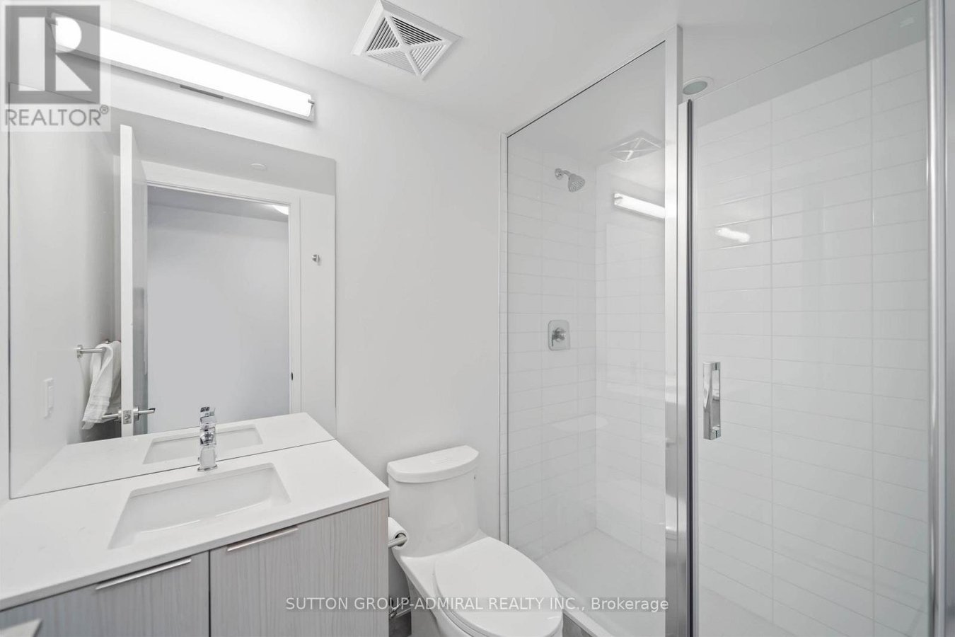812 - 158 FRONT STREET E - Photo 4