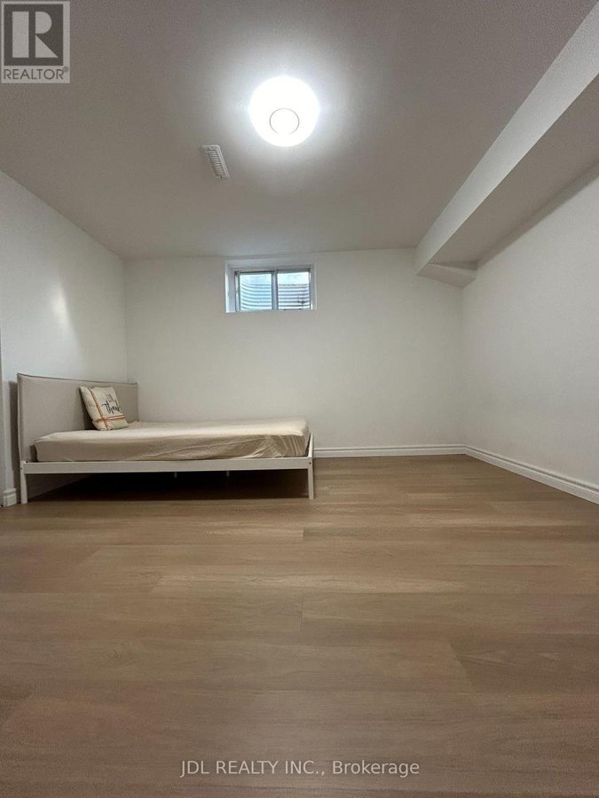 THREE-BEDROOM BSMT - 27 MACKLINGATE CT COURT - Photo 2