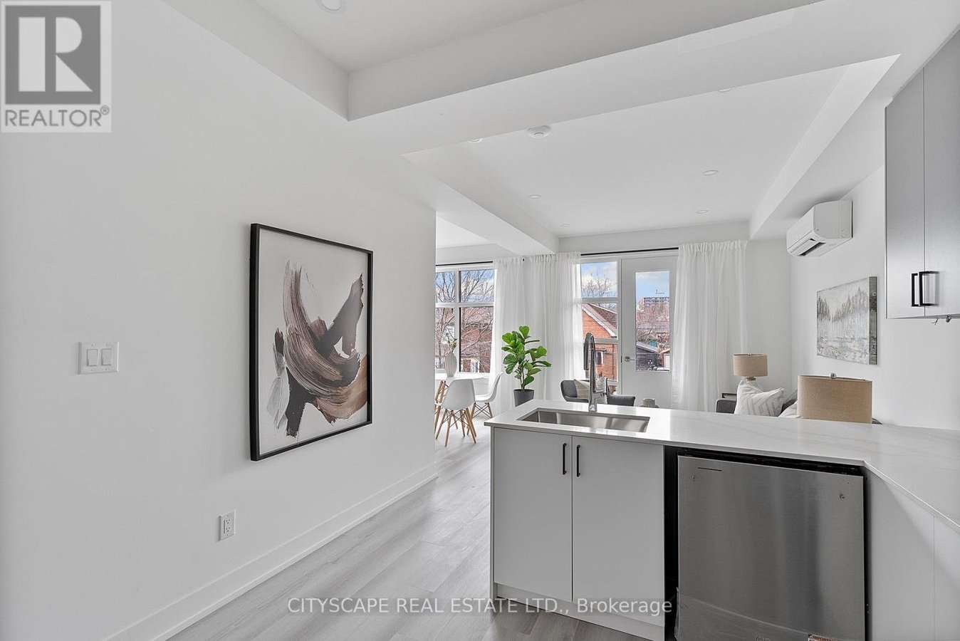 3 UPPER - 589 OAKWOOD AVENUE - Photo 8