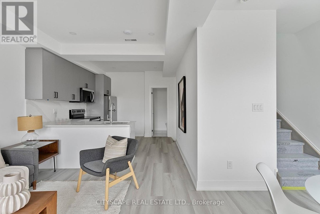 3 UPPER - 589 OAKWOOD AVENUE - Photo 11