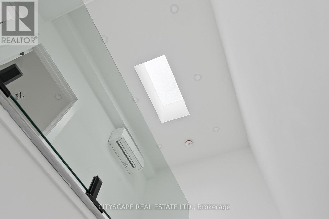 3 UPPER - 589 OAKWOOD AVENUE - Photo 20