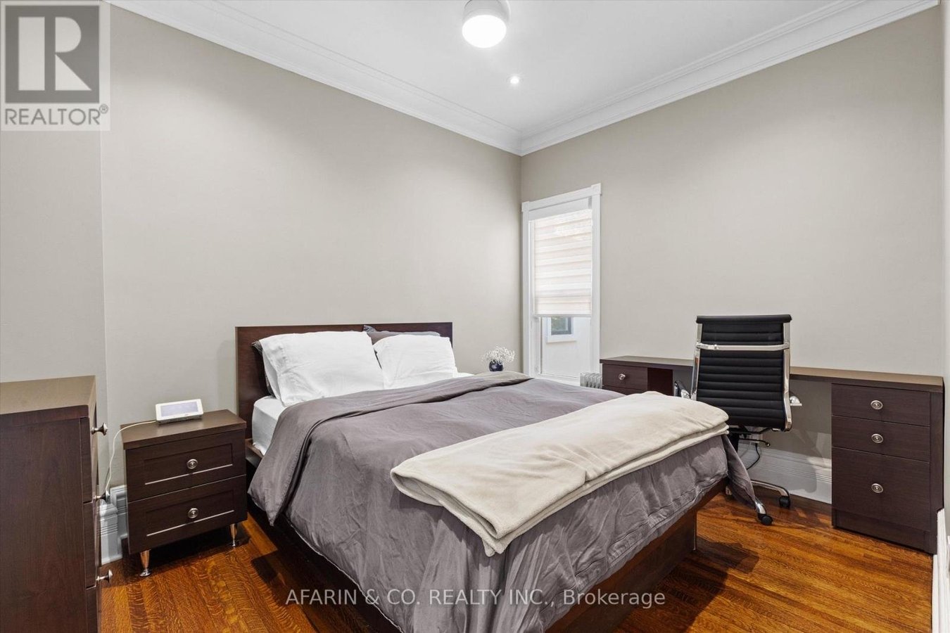 SECOND FLOOR & LOFT - 48 NASSAU STREET - Photo 8