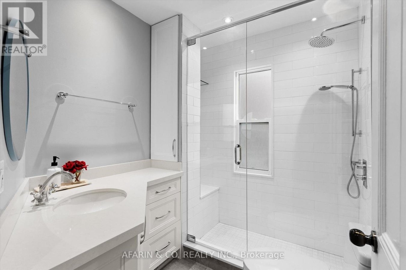 SECOND FLOOR & LOFT - 48 NASSAU STREET - Photo 9