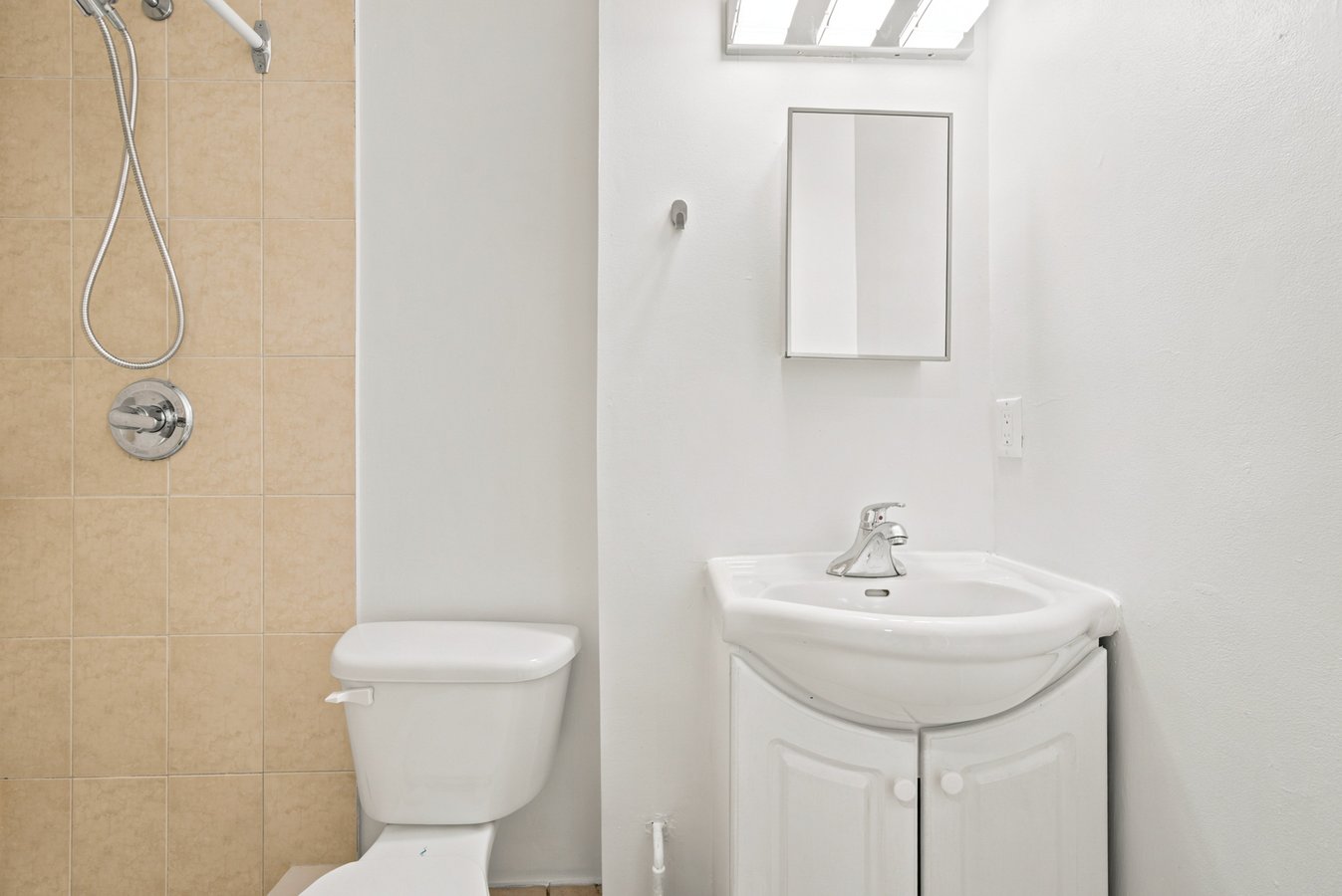 1228 Saint Clair Avenue West - Photo 13