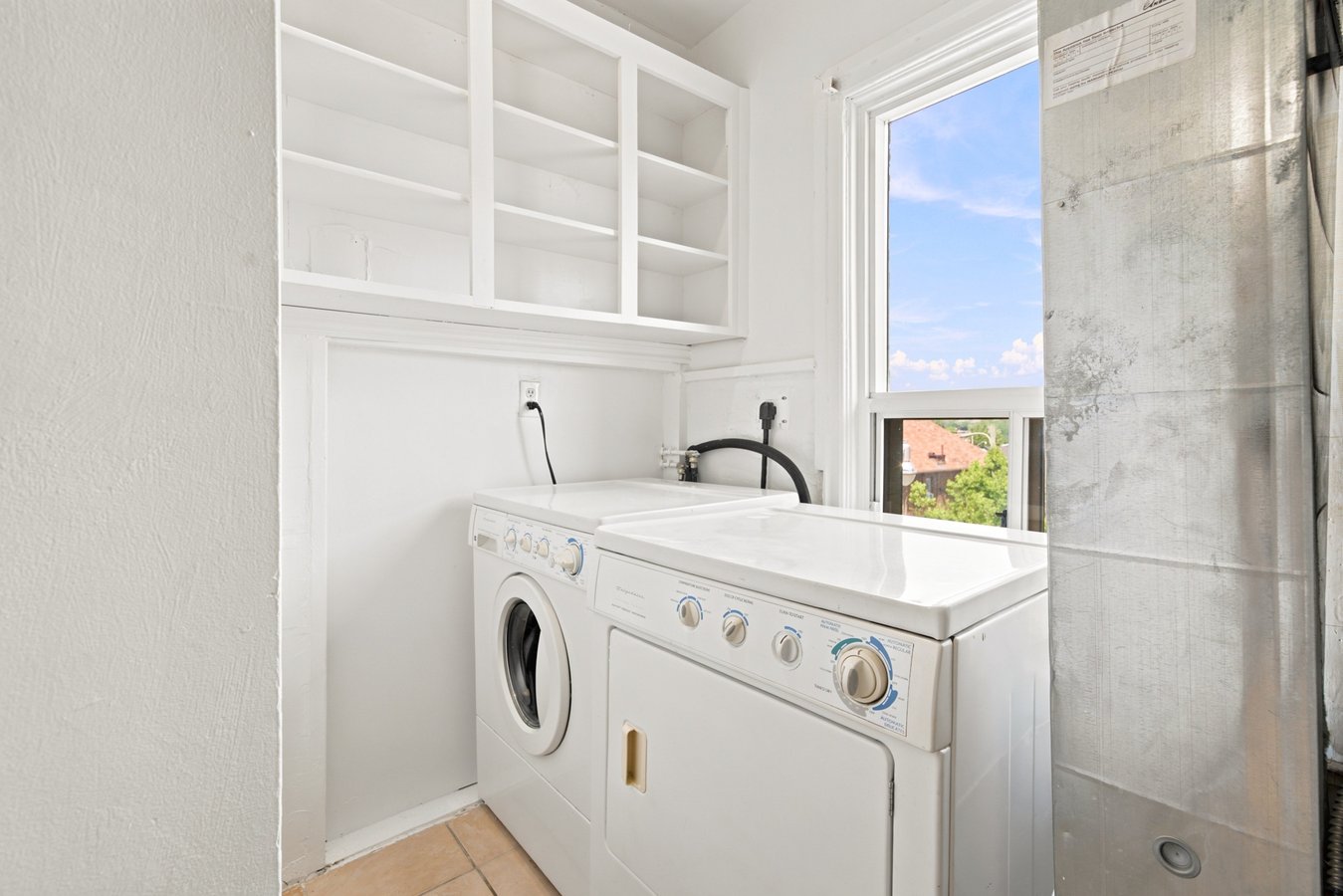 1228 Saint Clair Avenue West - Photo 14