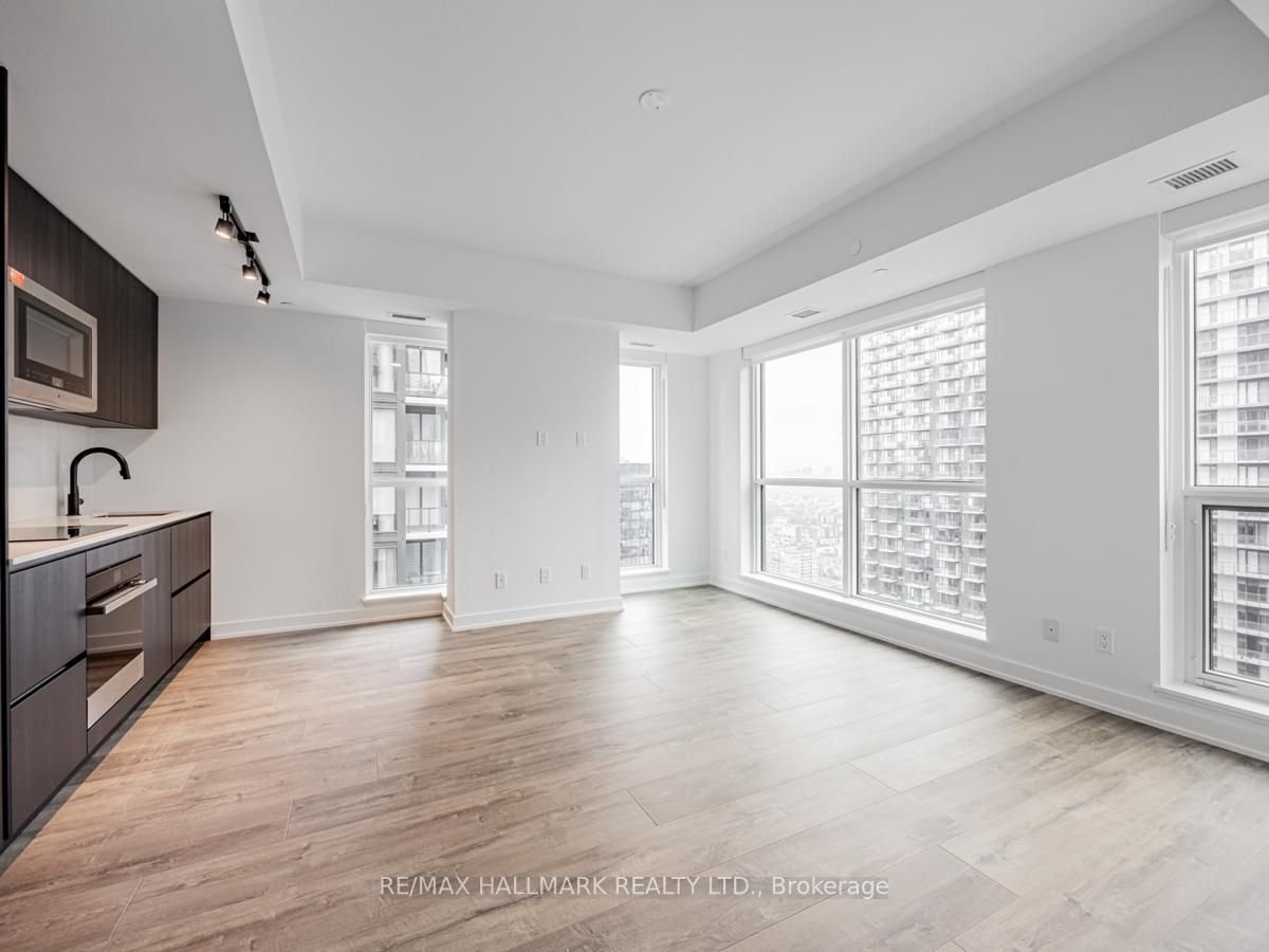 327 King Street West - Photo 5