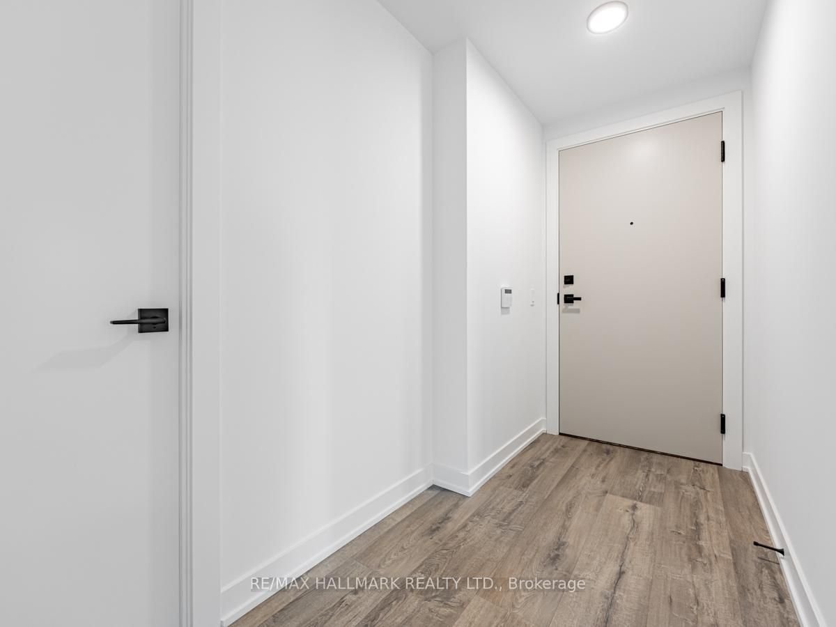 327 King Street West - Photo 10