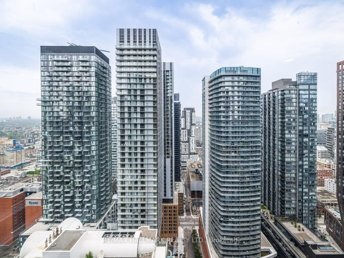327 King Street West - Photo 16