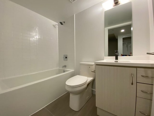 181 Huron Street - Photo 9
