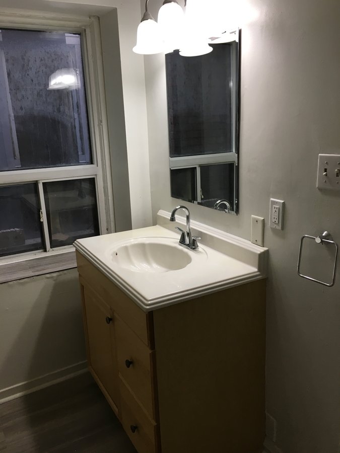 551 Bloor Street West - Photo 4