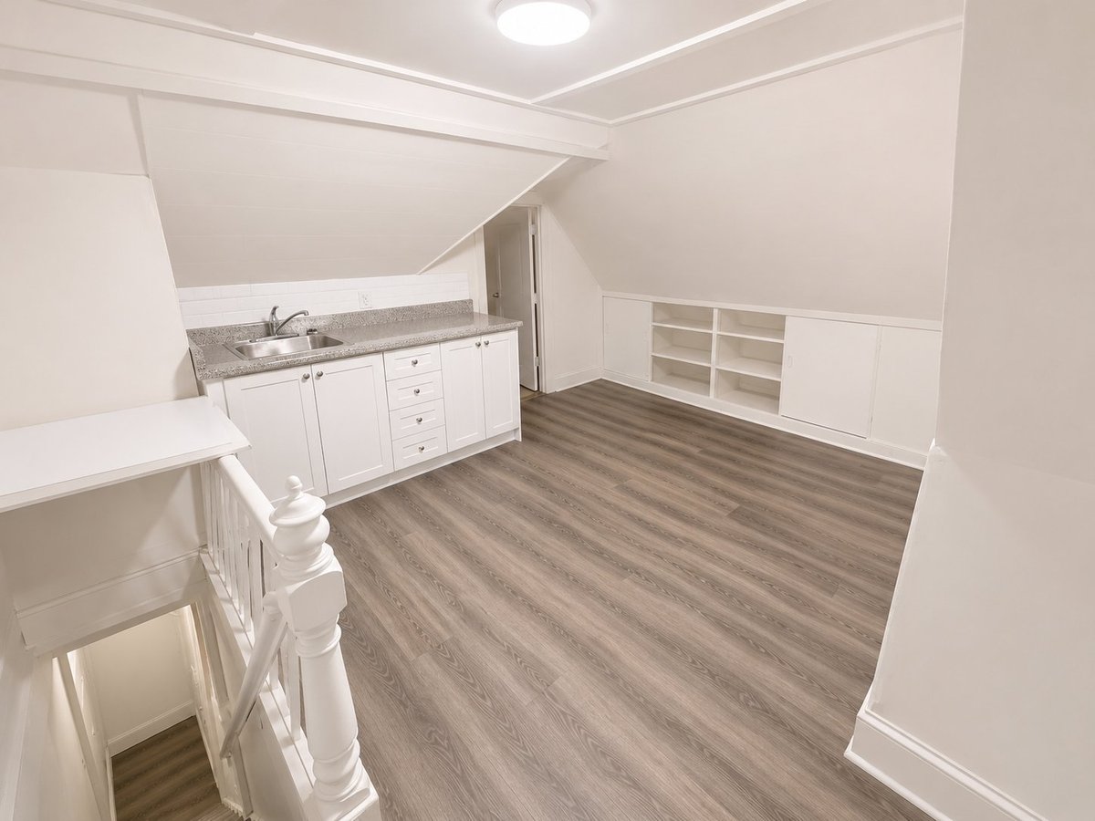 2182 Gerrard Street East - Photo 1