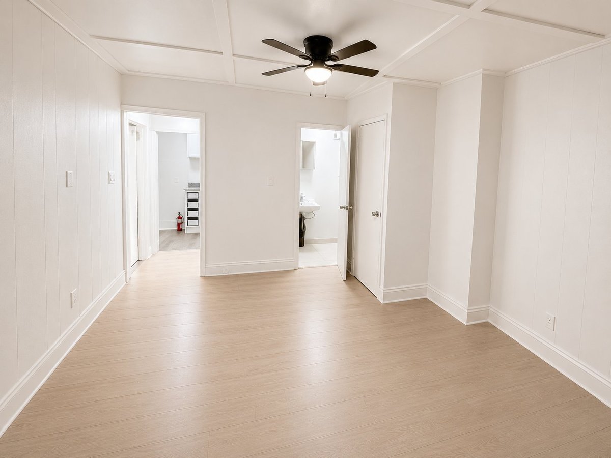 2182 Gerrard Street East - Photo 1