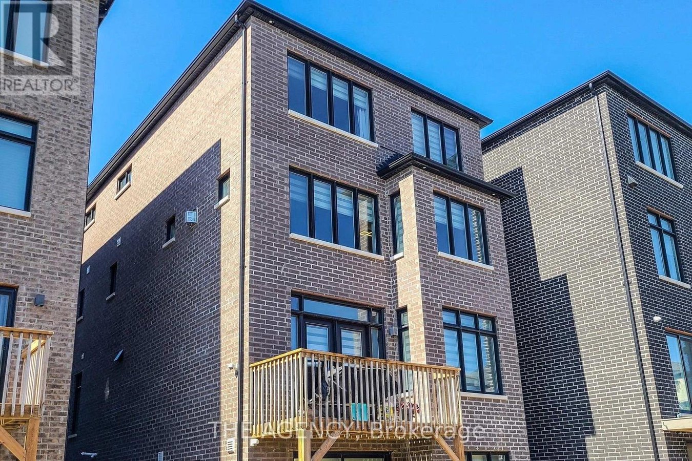 7 KIPLING GROVE COURT - Photo 2