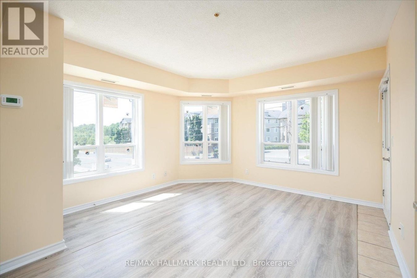 117 - 10 MENDELSSOHN STREET - Photo 7