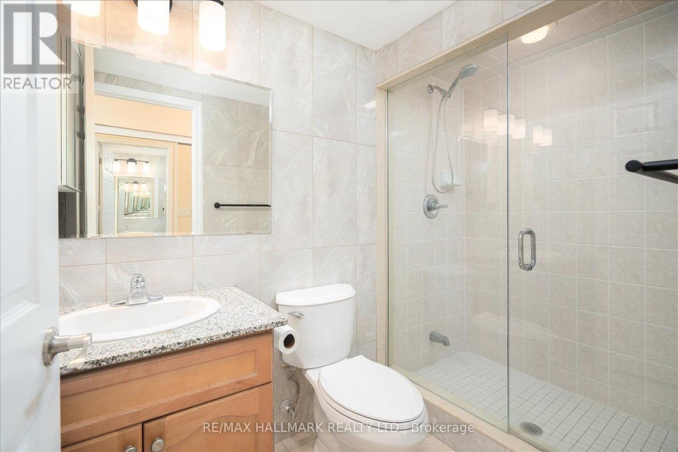 117 - 10 MENDELSSOHN STREET - Photo 16