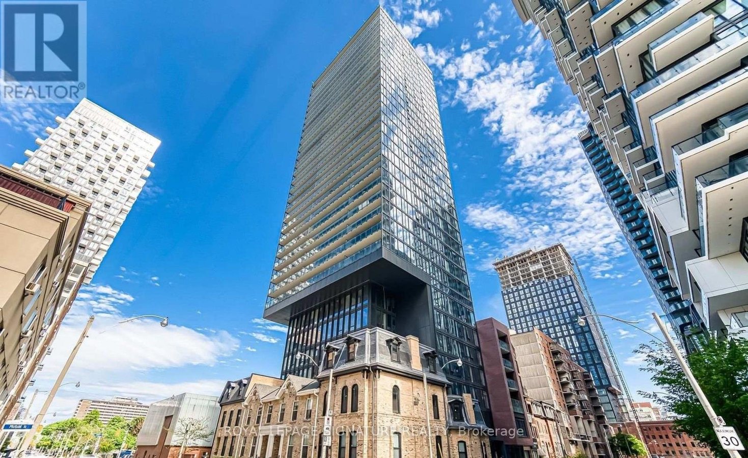 406 - 47 MUTUAL ST STREET - Photo 2