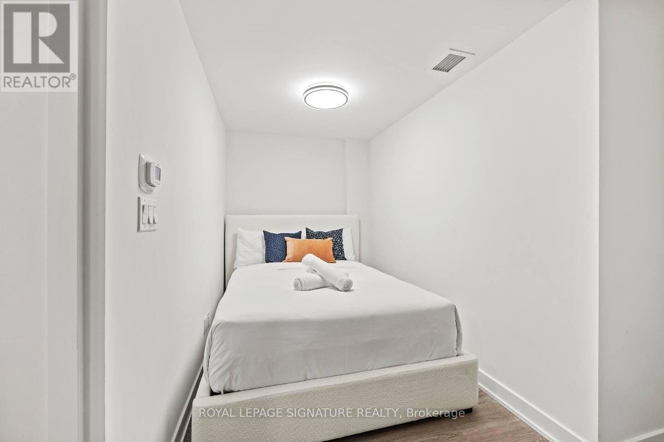 406 - 47 MUTUAL ST STREET - Photo 15
