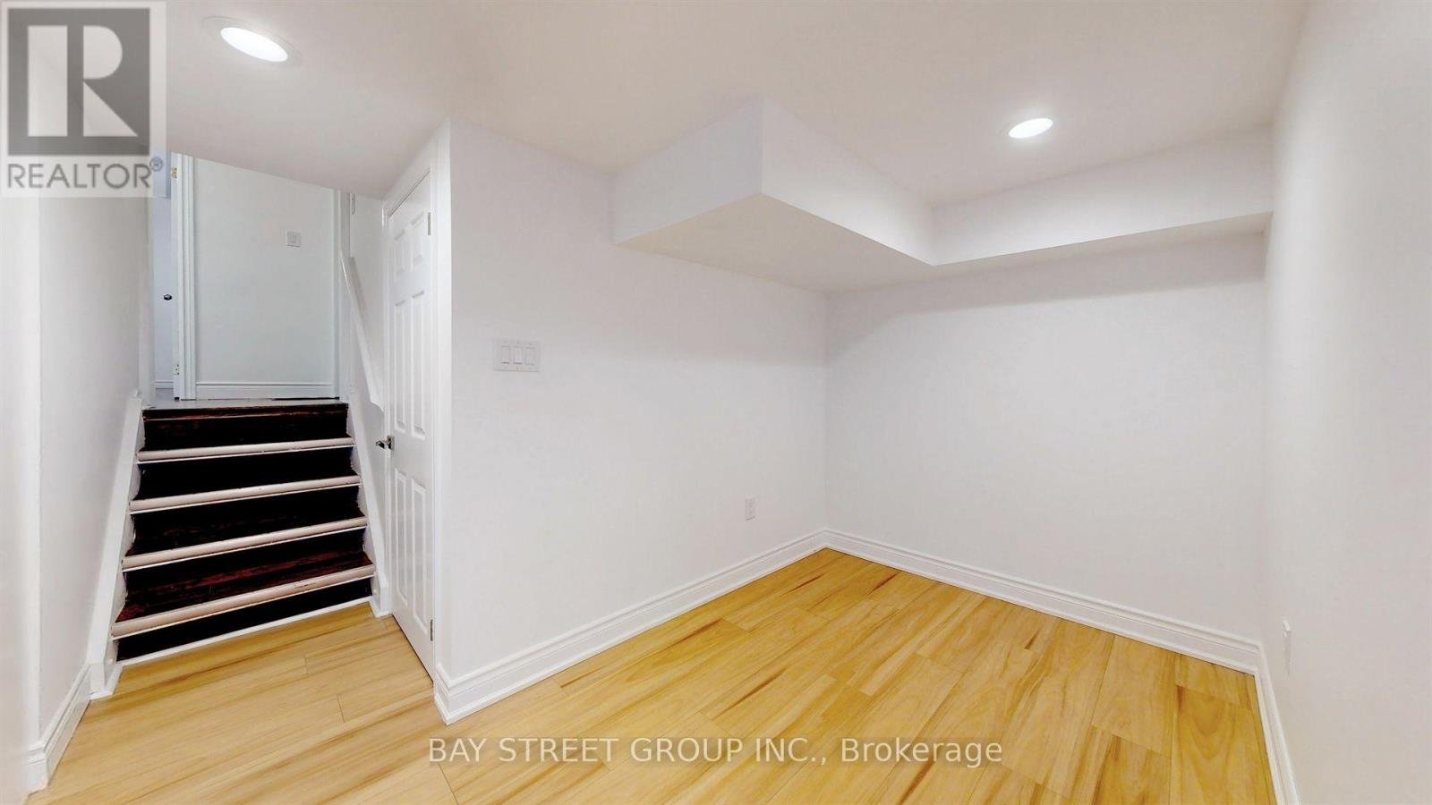GROUND & LOWER - 147 ROYWOOD DRIVE - Photo 11
