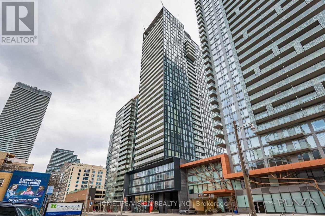 301 - 28 WELLESLEY STREET E - Photo 2