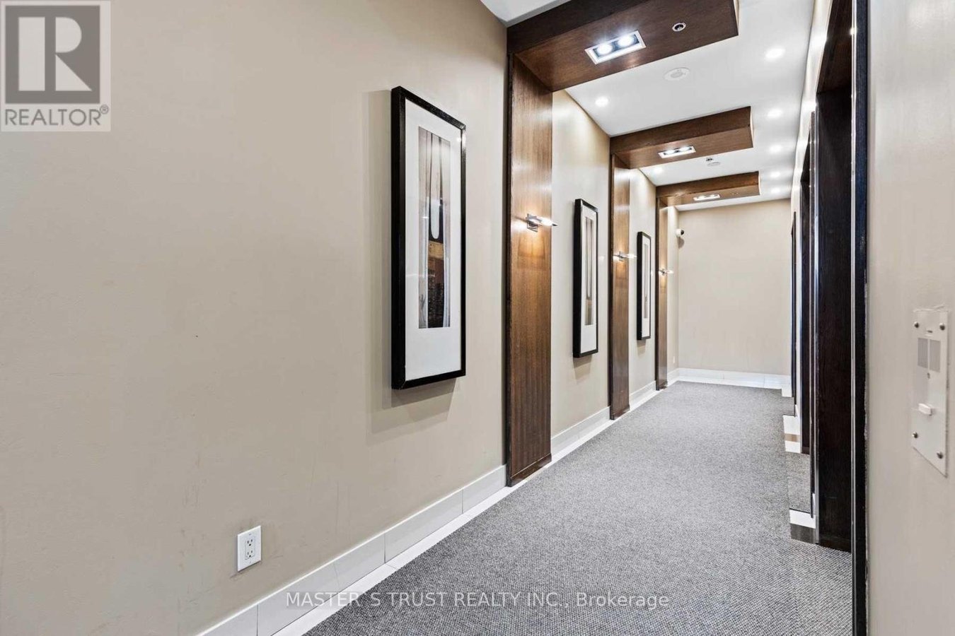 3211 - 18 HARBOUR STREET - Photo 4