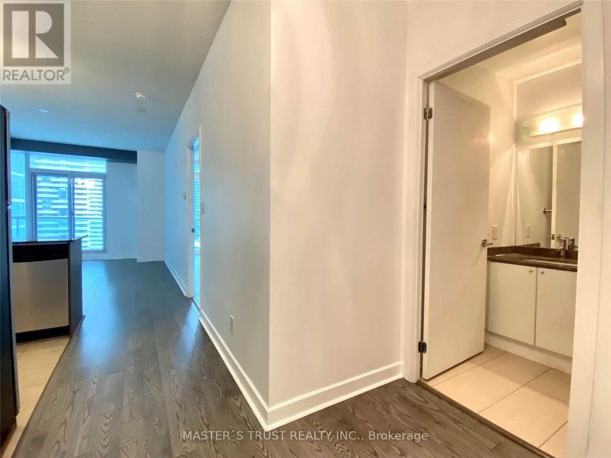 3211 - 18 HARBOUR STREET - Photo 5