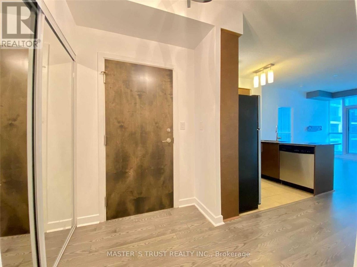 3211 - 18 HARBOUR STREET - Photo 6