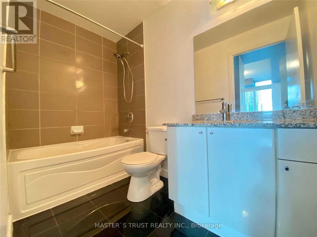3211 - 18 HARBOUR STREET - Photo 17