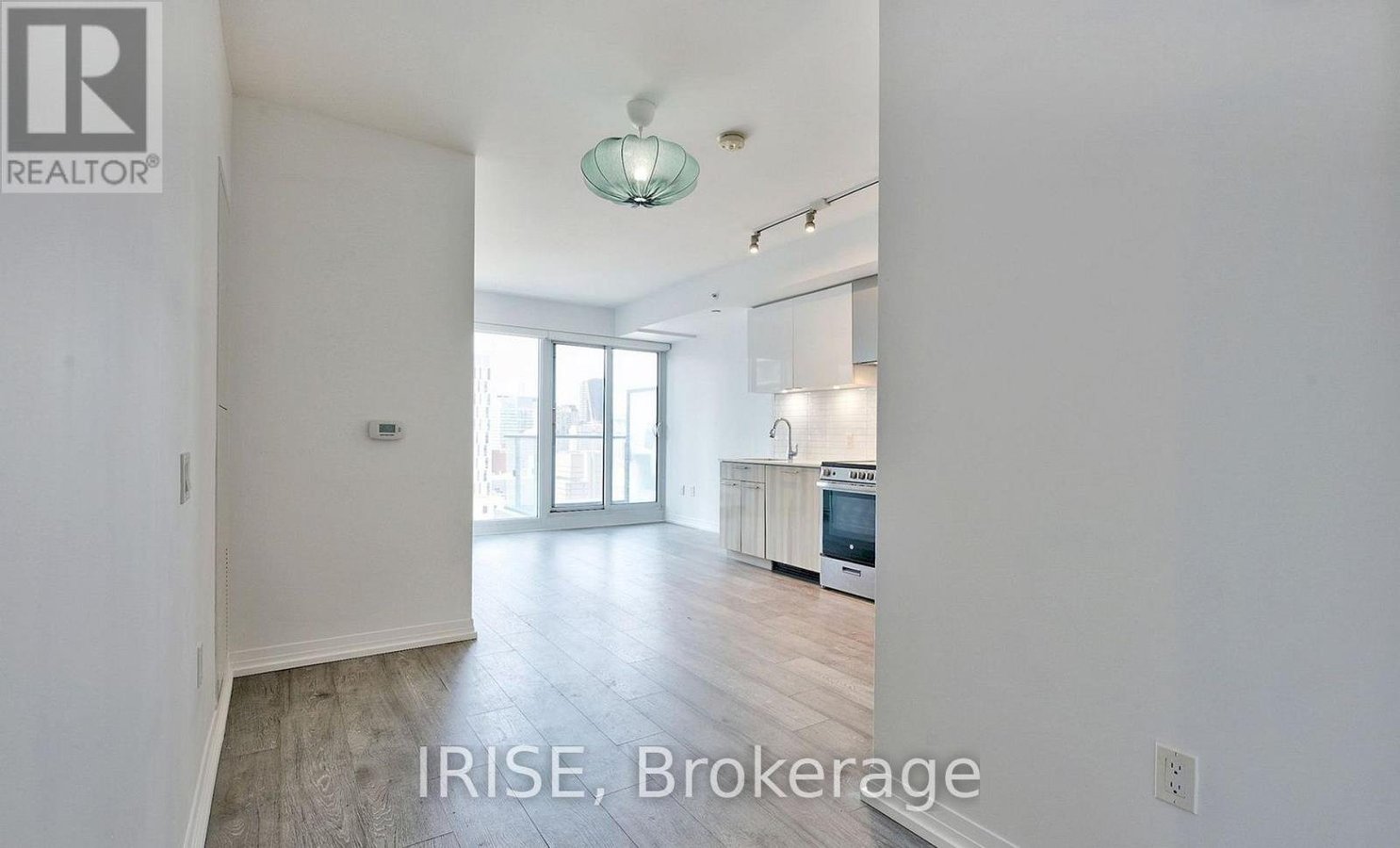 2508 - 251 JARVIS STREET - Photo 2